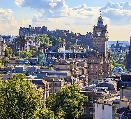 Modern 2br City Centre Apt With Arthur's Seat View * Edimburgo