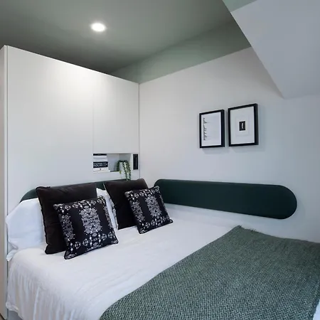 Keel House Modern *