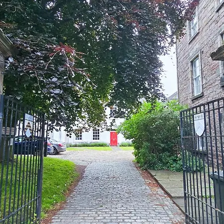 Russel House - 4 Bedroom - The Royal Mile בית נופש