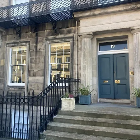 Vila Georgian Townhouse In Centre Edinburgh