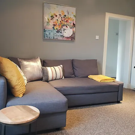 Modern Broughton Apartment - Walk To City Centre And St James Quarter