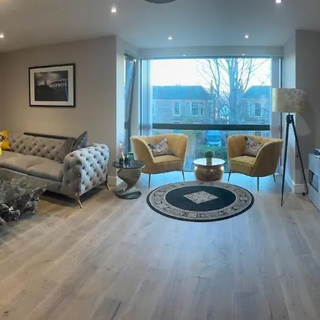 Villa Breathtaking 5 Bedroom Townhouse In Murrayfield Location, Free Parking Edinburg