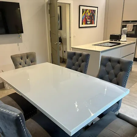Villa Breathtaking 5 Bedroom Townhouse In Murrayfield Location, Free Parking Edinburg