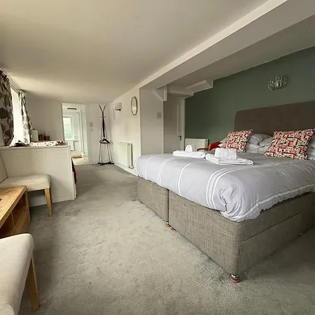 Netherby Gæstehus 3*