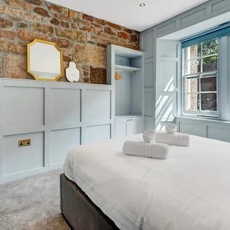 Apartment Warden's Close Edinburgh