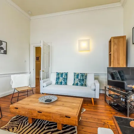 Large Super 3 Bed -princes Street, Parking * Édimbourg