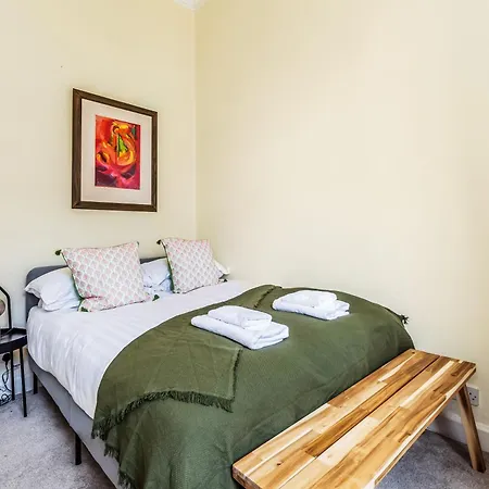 Large Super 3 Bed -princes Street, Parking Edimburgo