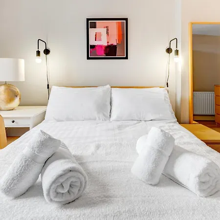 Apartament Gorgeous, Cozy 2br Royal Mile-old Town