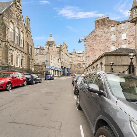 Gorgeous, Cozy 2br Royal Mile-old Town * Edynburg