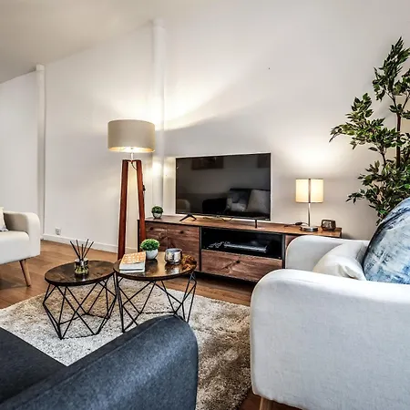 Cozy 2 Bed With Great View - Parking Edinburg