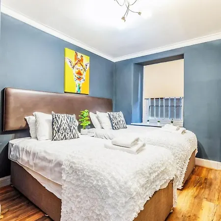 Cozy At Castle, Parking Apartamento *