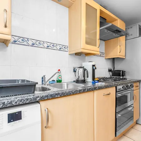 Comfy Place Off Royal Mile, With Parking شقة