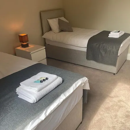 Apartment Modern Centre In Location Edinburgh