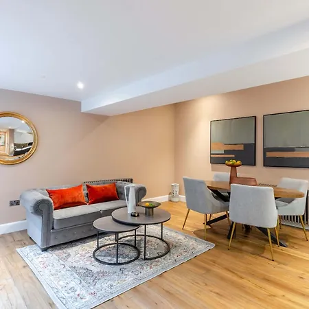 Dragon Luxury Serviced At Albyn Place