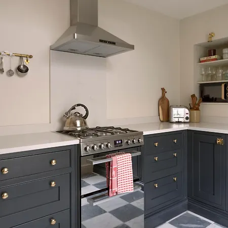 Luxury Mews In The Heart Of New Town