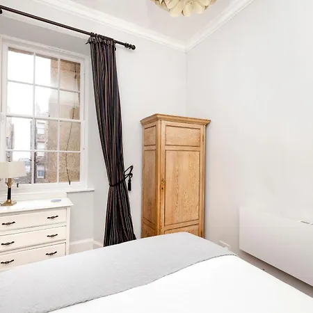 Joivy Classy Near Castle Apartamento *