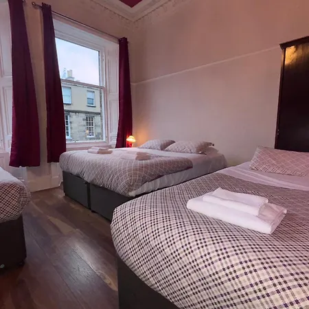 Regent House - Centre Edinburg