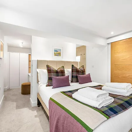 Rìgh - Luxury West End Artisan