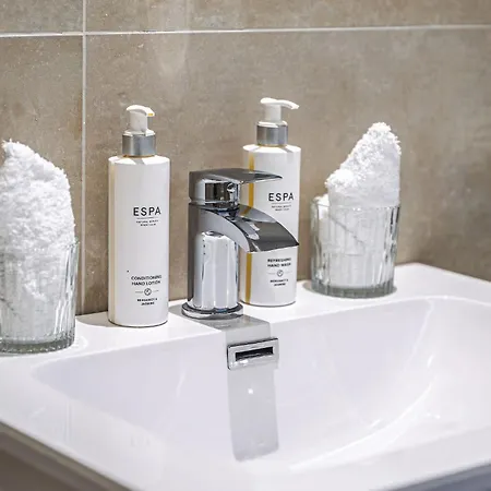 Righ - Luxury West End Artisan 爱丁堡