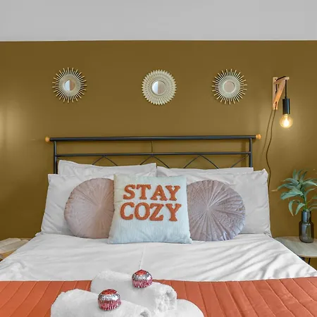 Old Town Romantic Getaway