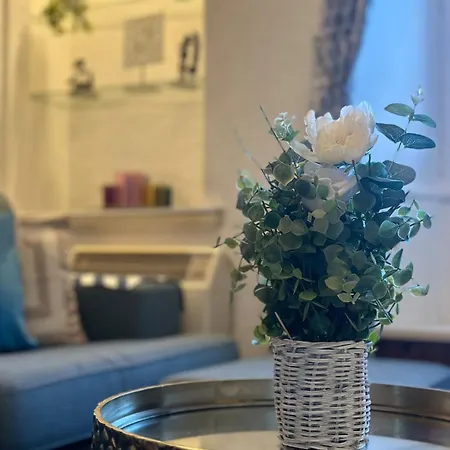 Parking - Centre - Great Area - 2 Guests Edinburgh