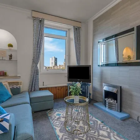 Parking - Centre - Great Area - 2 Guests Apartment