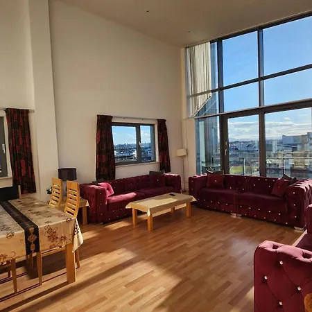 Penthouse Ocean View Luxury Penthouse Apartment *