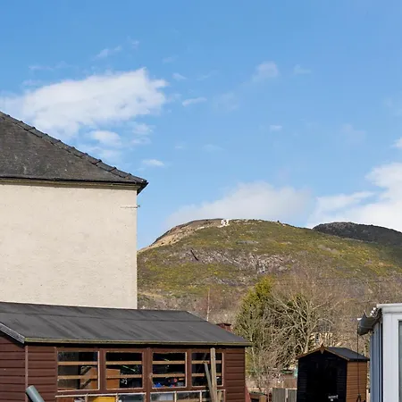 2 Bedroom In With 2 Free Parking Spaces Lejlighed Edinburgh