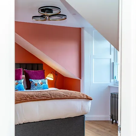 Dragon Luxury At 8 Albyn Place * Эдинбург