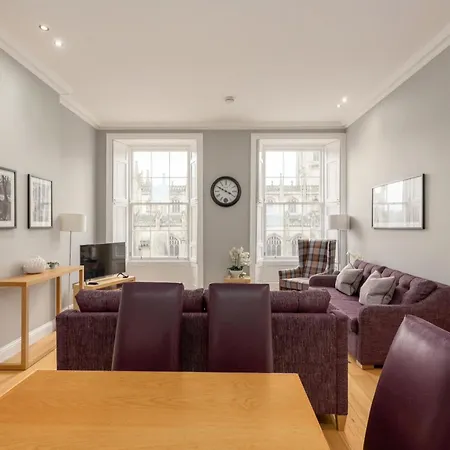 Destiny Scotland - Princes Street Appartement