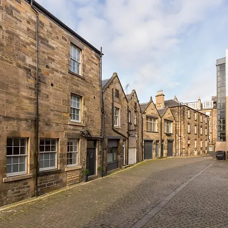 Destiny Scotland At Canning Street Lane * Edinburgh