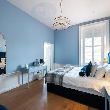 No. 53 Frederick Street Penzion 3*