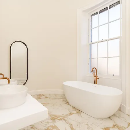 Апартаменты Dragon Luxury At 8 Albyn Place