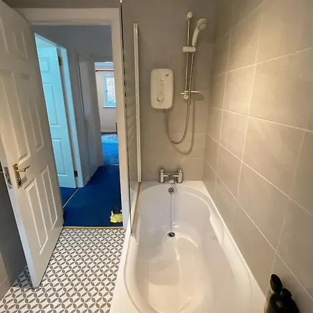 Relaxing Free Parking Space For One Edinburgh