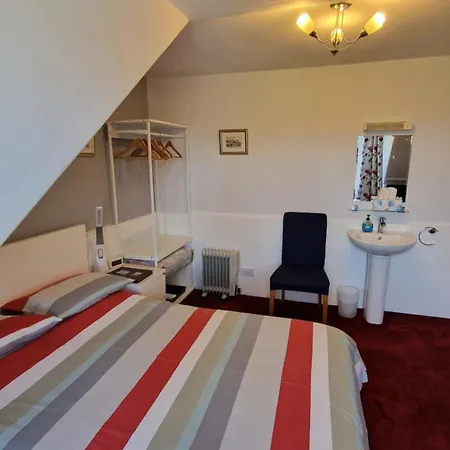 Mackenzie Гостевой дом 3*