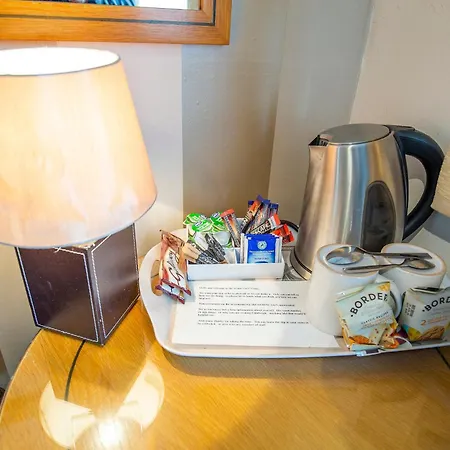 Отель Arden Guest House, Craigmillar Castle