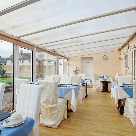 Отель Arden Guest House, Craigmillar Castle