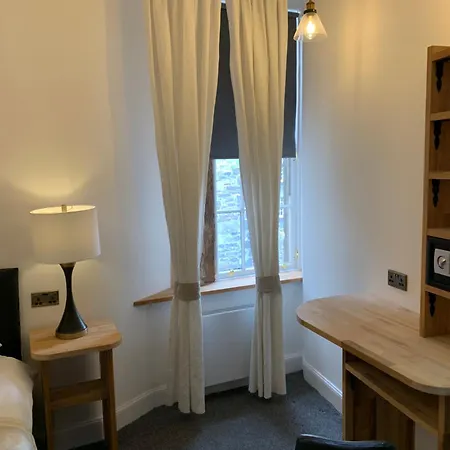 Royal Mile Balconies By The Castle Apart Otel Edinburgh