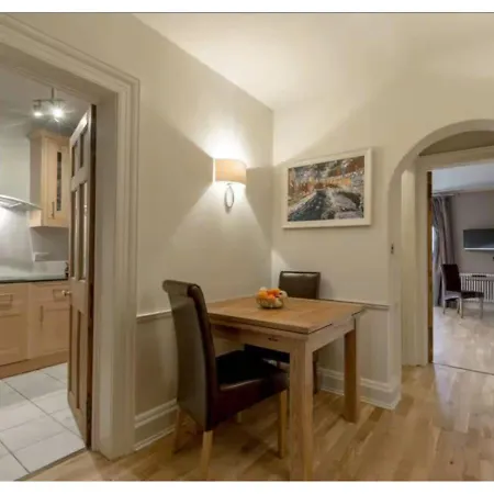 Apartmán Joivy Boutique With Patio In New Town *