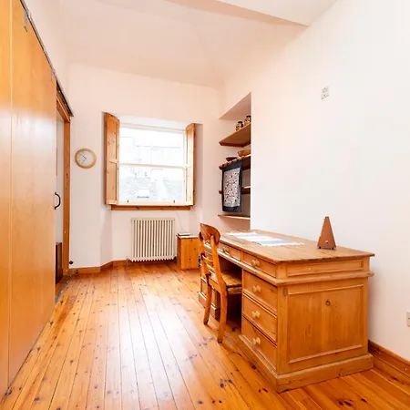 New Town Deluxe With Terrace Apartment