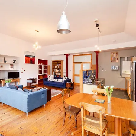 New Town Deluxe With Terrace Apartment *