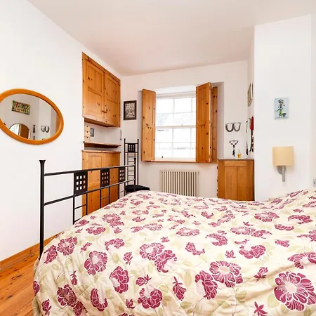 New Town Deluxe With Terrace Edinburgh