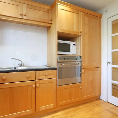 2-bedroom With Free Parking And Stunning Views Edinburgh