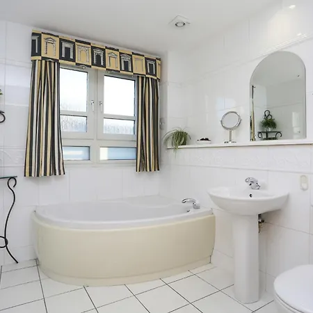 2-bedroom With Free Parking And Stunning Views Apartment