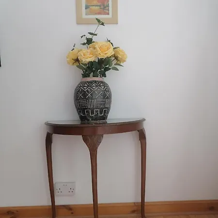 Feng Shui Flat For 4