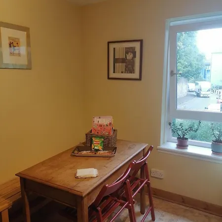 Feng Shui Flat For 4