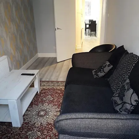 Apartment Modern Flat Near Centre! Edinburgh