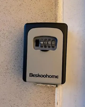 Single In 3 Bedroom House Ubytování v soukromí Edinburgh