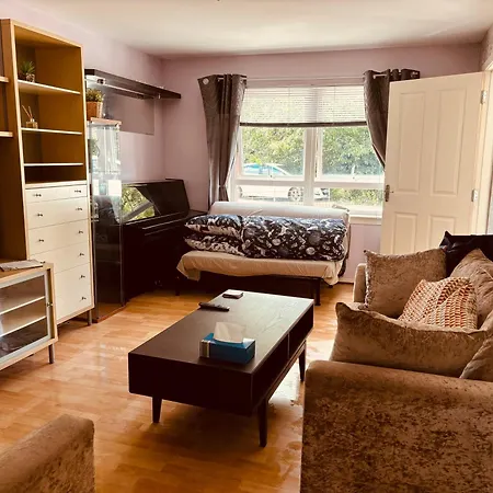 בית נופש Three Bedroom House