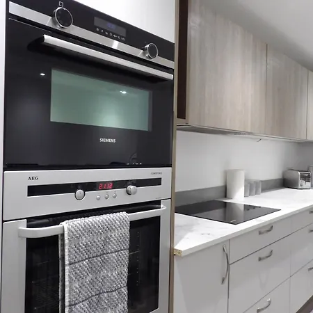 Montgomery Lovely 3 Bedroom With Private Garden In Centre Appartamento